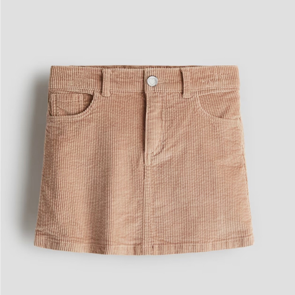 NWT Cotton Corduroy Skirt. Beige.